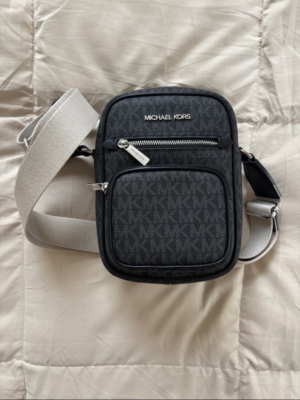 Michael Kors Black MK Logo Jet Set Crossbody Belt Bag with Cream Strap Unisex